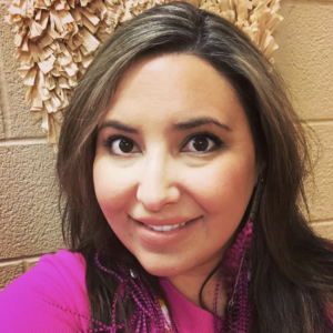 Kasenniyostah Lauren Williams, reader, beadwork, jewelry, Indigenous Artist, First Nations, Indigenous Arts Collective of Canada, Pass The Feather
