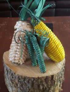 Robin Lazore, basket maker, basketry, workshops, facilitator, Indigenous Artist, First Nations, Indigenous Arts Collective of Canada, Pass The Feather