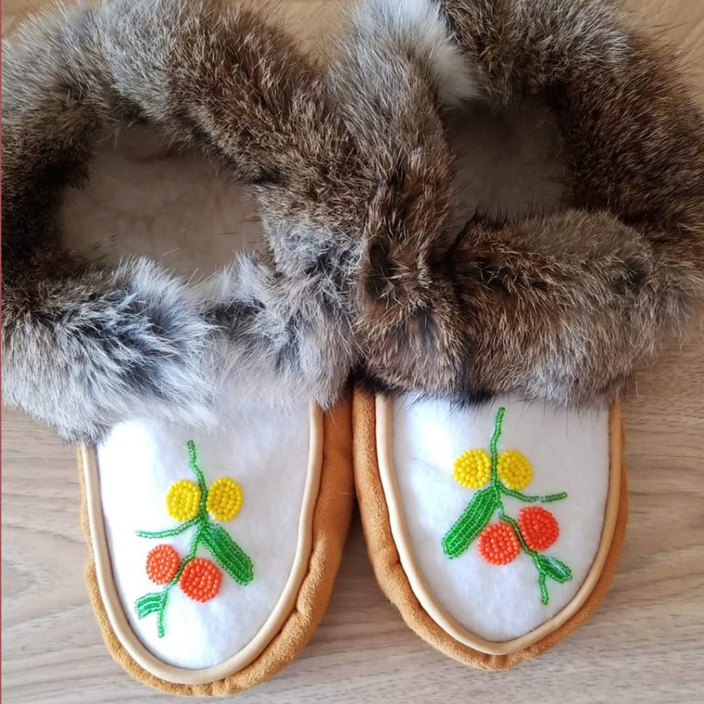 Joan Brant, beader, beadwork, leatherwork, moccasins, Indigenous Artist, First Nations, Indigenous Arts Collective of Canada, Pass The Feather