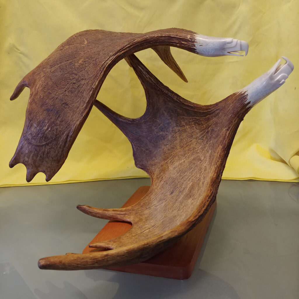 Dave Farnham, sculptor, Indigenous Artist, First Nations, Indigenous Arts Collective of Canada, Pass The Feather