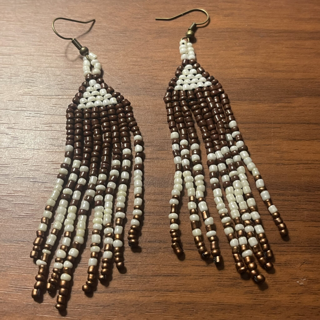Lacey Whiteknife, beadwork, jewelry, Indigenous Artist, First Nations, Indigenous Arts Collective of Canada, Pass The Feather