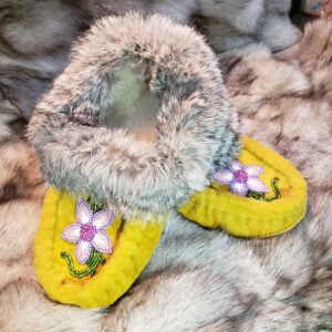 Rita Kennedy, beadwork, moccasins, leatherwork, Indigenous Artist, First Nations, Indigenous Arts Collective of Canada, Pass The Feather