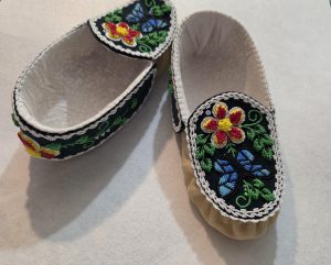 Shannon Cross-Cross Beads Designs-Moccasins-Raised beadwork-angled