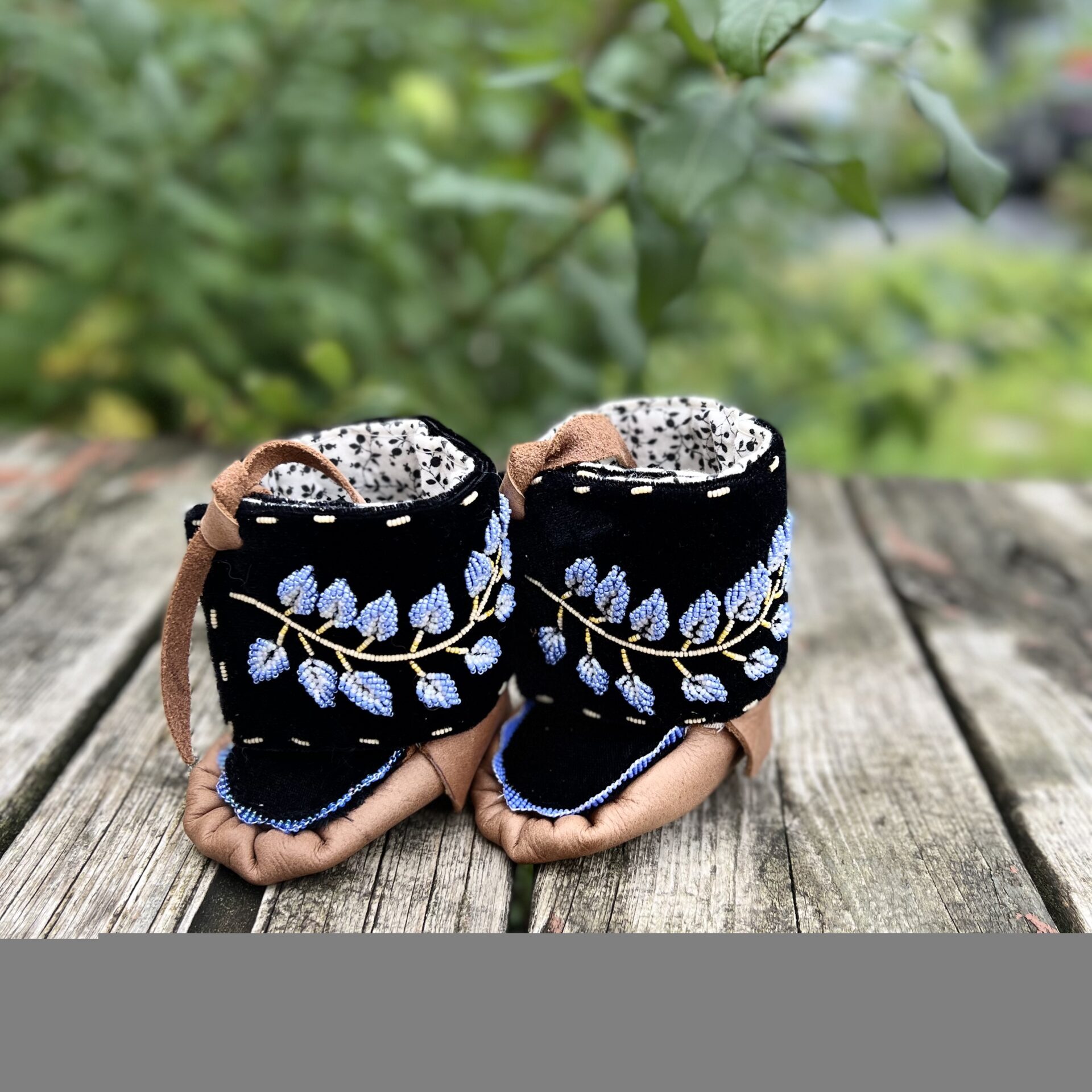 Ashley Rain Thompson, beadwork, leatherwork, crafts, jewelry, Indigenous Artist, First Nations, Indigenous Arts Collective of Canada, Pass The Feather