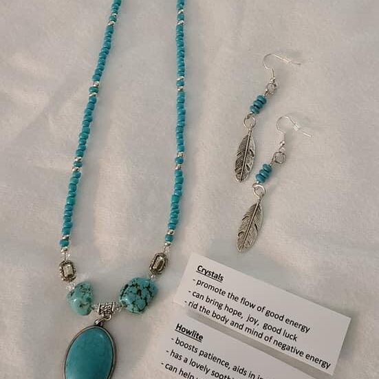 Cindy Lisk, beadwork, beading, jewelry, Indigenous Artist, First Nations, Indigenous Arts Collective of Canada, Pass The Feather
