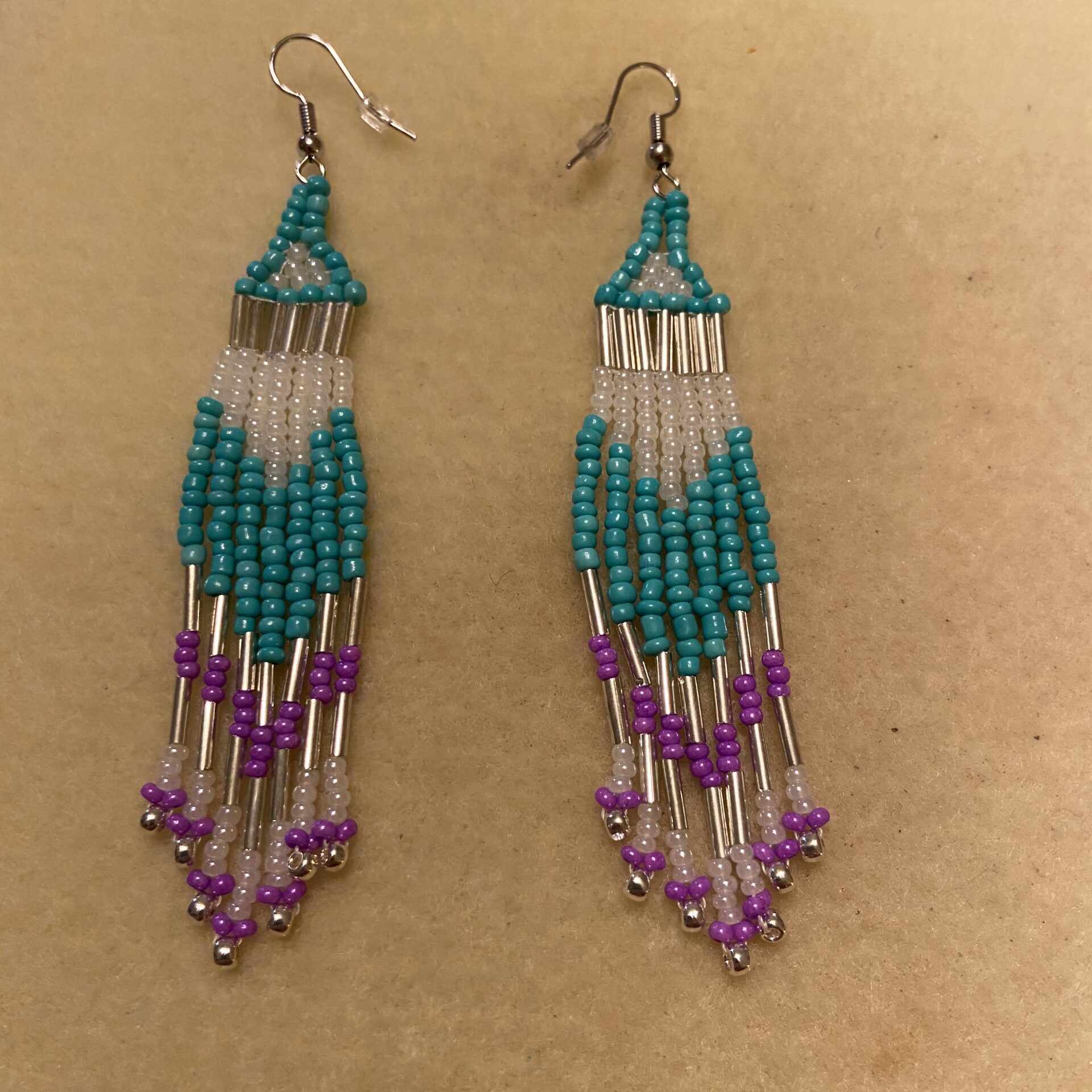 Cindy Lisk, beadwork, beading, jewelry, Indigenous Artist, First Nations, Indigenous Arts Collective of Canada, Pass The Feather