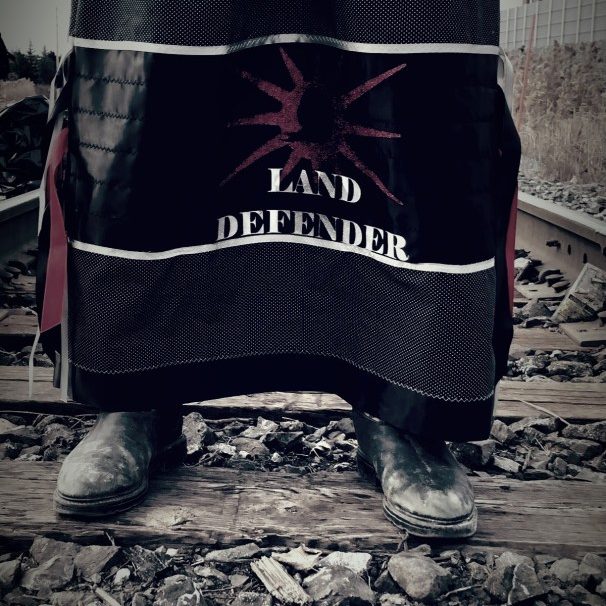 Brandie Maracle, clothing, crafts, apparel, Indigenous Artist, First Nations, Indigenous Arts Collective of Canada, Pass The Feather