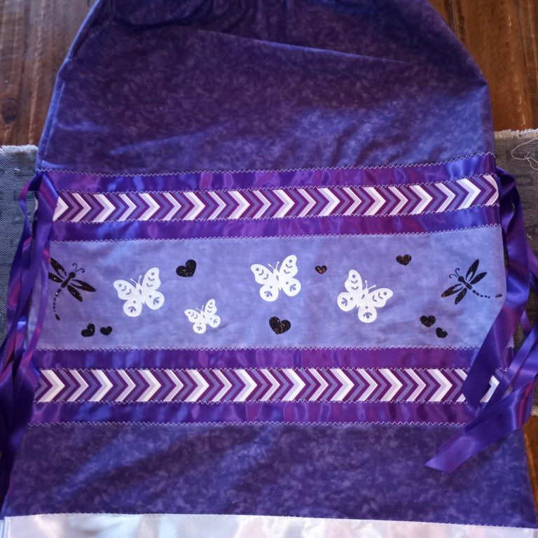 Brandie Maracle, clothing, crafts, apparel, Indigenous Artist, First Nations, Indigenous Arts Collective of Canada, Pass The Feather