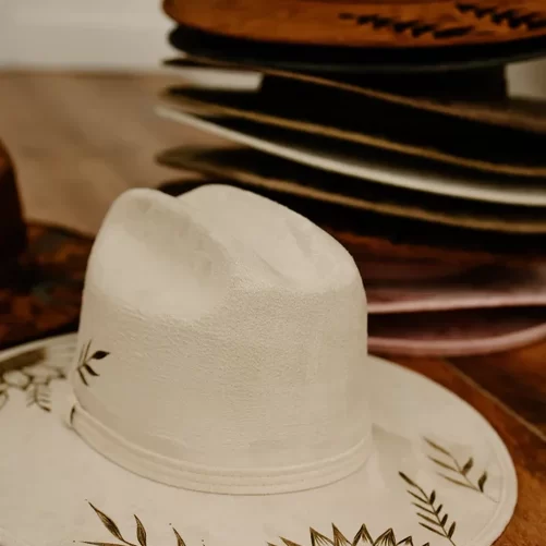 Annie RoseWolf Martin - White hate with background hats