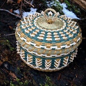 Ann Mitchell, basket maker, basketry, workshops, Indigenous Artist, First Nations, Indigenous Arts Collective of Canada, Pass The Feather