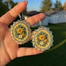 megan-merkley-beaded-flower-earrings
