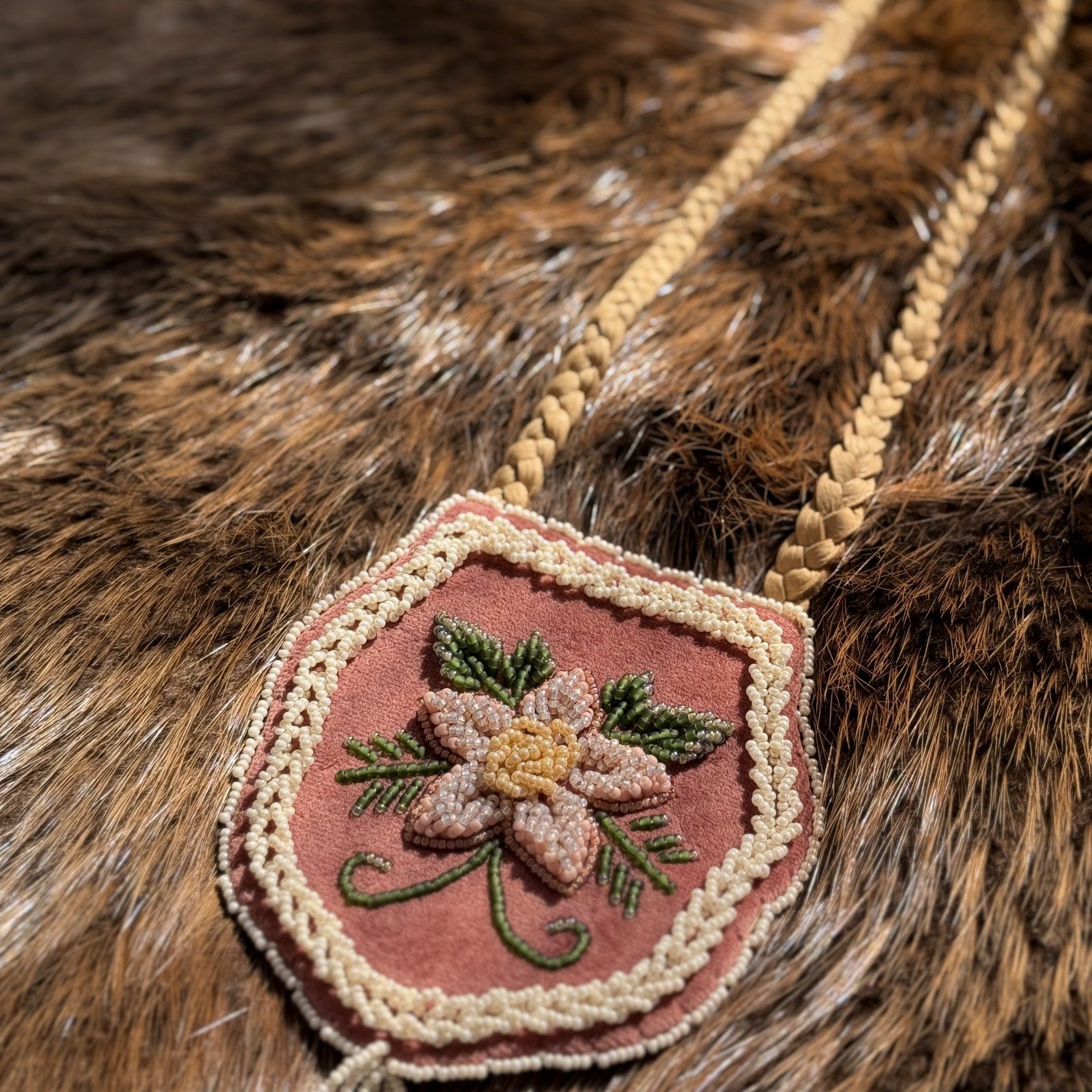 Ashley Thompson | Kahionhatatie Beadwork