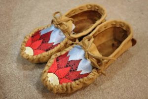 Leigha Turner, beadwork, beader, featherwork, leatherwork, dreamcatchers, moccasins, lanyards, jewelry maker, jewelry, Indigenous Artist, First Nations, Indigenous Arts Collective of Canada, Pass The Feather