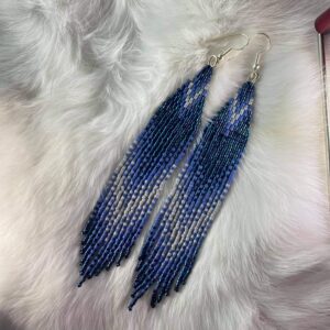 Jessica Dumont, beadwork, beading, jewelry, Indigenous Artist, First Nations, Indigenous Arts Collective of Canada, Pass The Feather