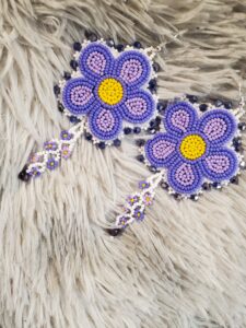 Faith Vaughan, beadwork, jewelry, Indigenous Artist, First Nations, Indigenous Arts Collective of Canada, Pass The Feather