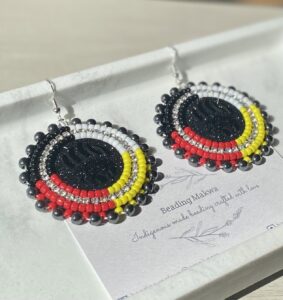 Lisa Beaucage, beadwork, jewelry, Indigenous Artist, First Nations, Indigenous Arts Collective of Canada, Pass The Feather