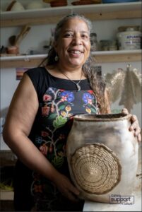 Nancy Oakley, Pottery, Indigenous Artist, First Nations, Indigenous Arts Collective of Canada, Pass The Feather